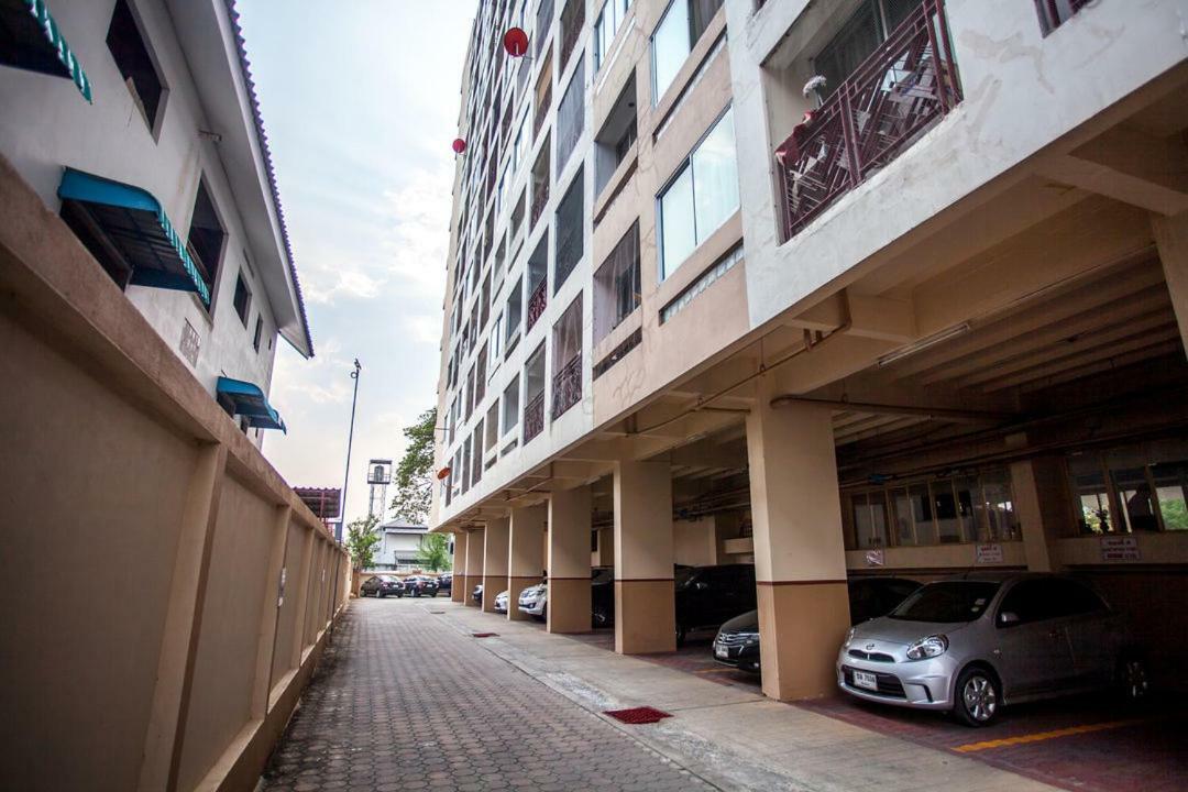 Aparthotel Galare Thong Tower Chiang Mai Exterior foto