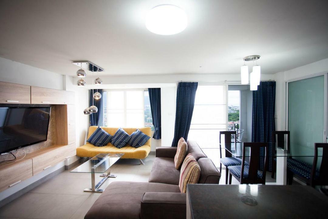 Aparthotel Galare Thong Tower Chiang Mai Exterior foto