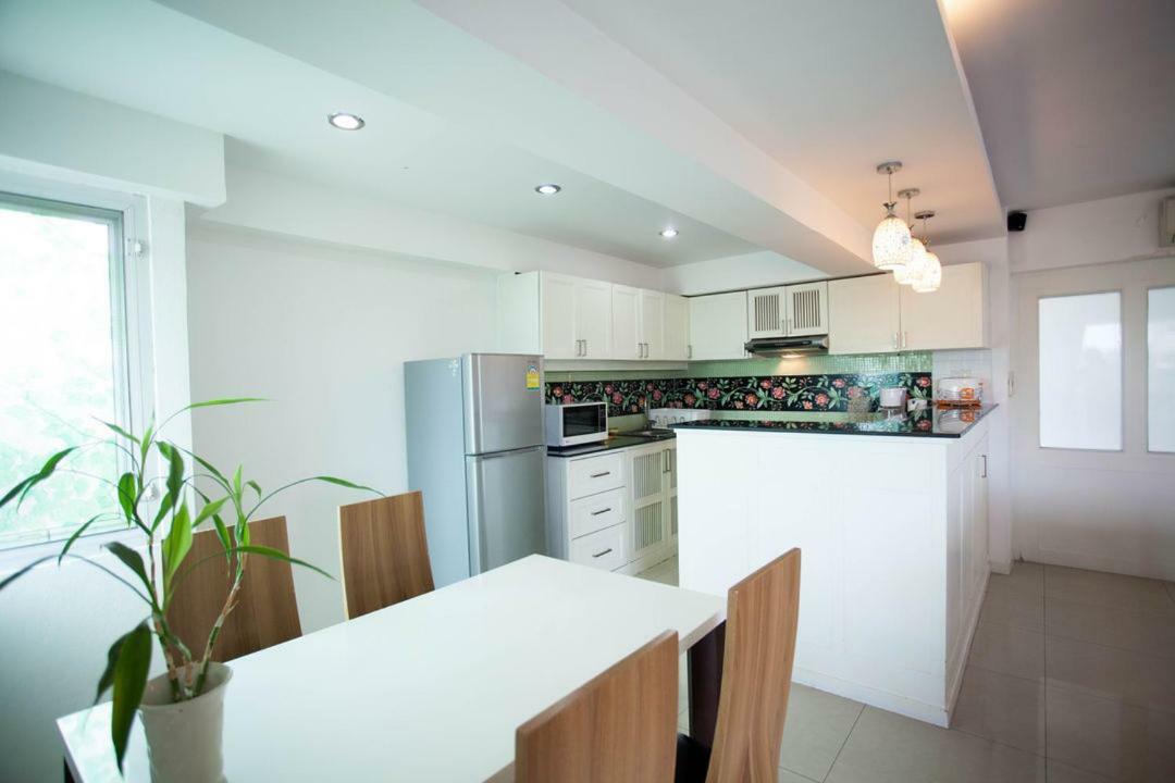 Aparthotel Galare Thong Tower Chiang Mai Exterior foto